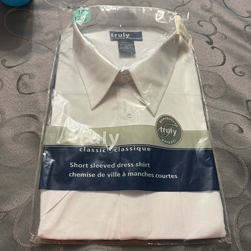 Brand new truly classic men’s white dress shirt, short sleeve  17 - 17 1/2